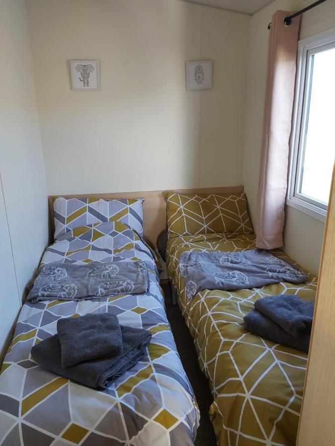 Masons By The Sea Heysham Static Caravan Sleeps 8 Pet Friendly Eksteriør billede