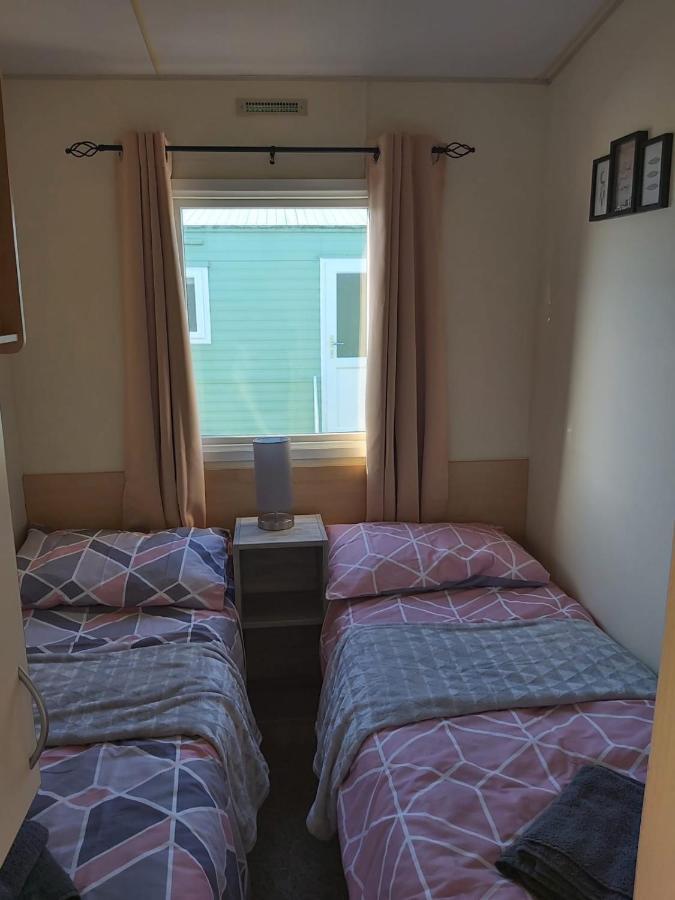Masons By The Sea Heysham Static Caravan Sleeps 8 Pet Friendly Eksteriør billede